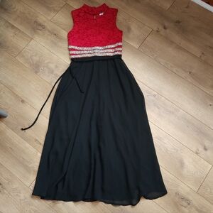 Speechless Red Lace Size 10 Gown